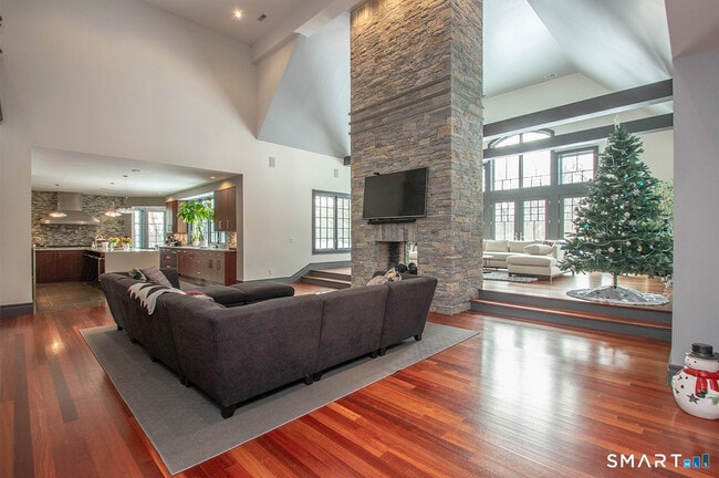 Building Photo - 85 Banks Rd