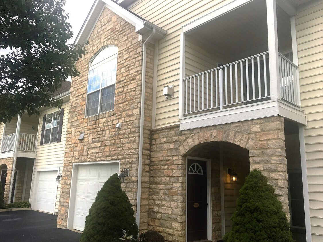 Foto principal - 5604 Vintage Pl