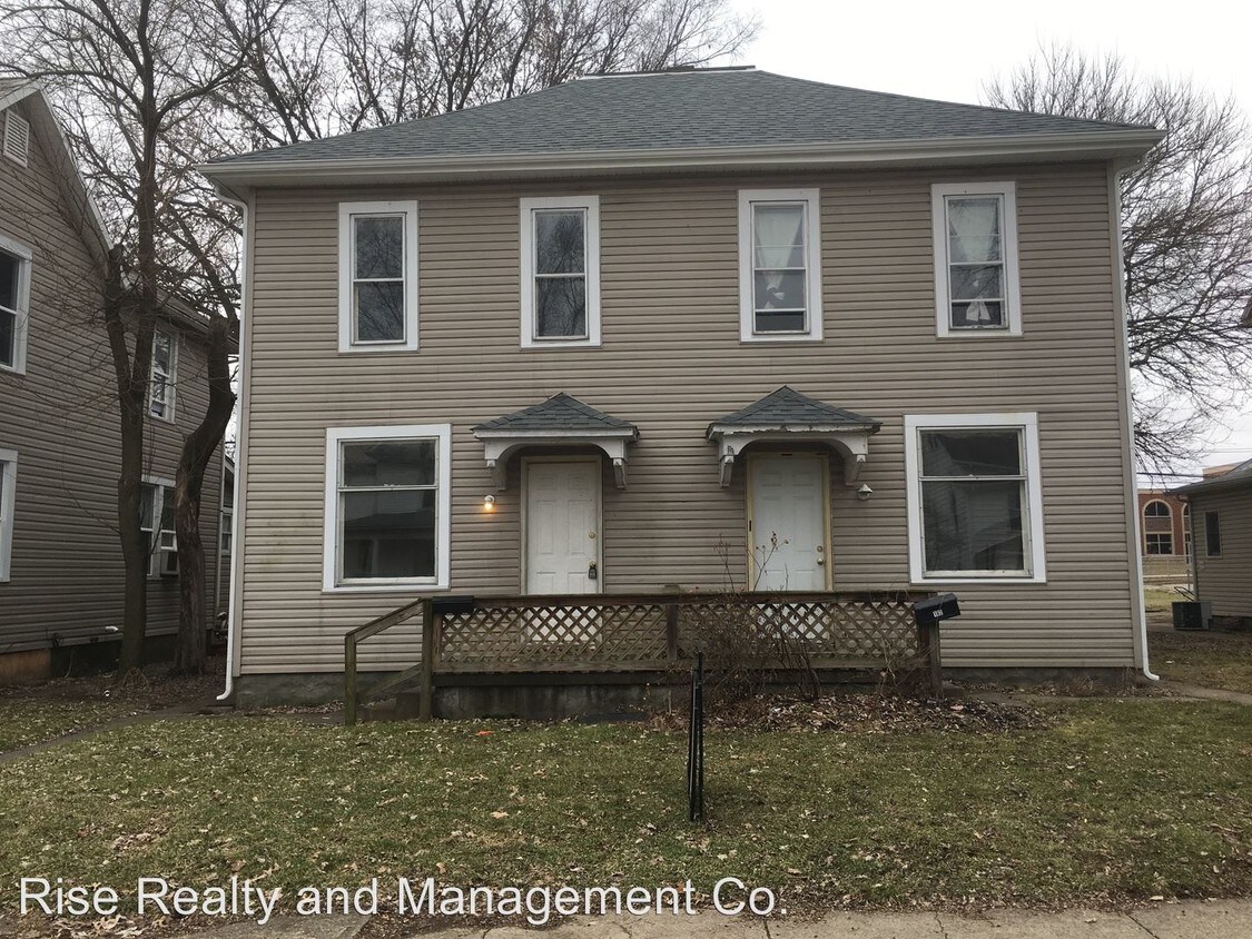 Primary Photo - 162 Lake St
