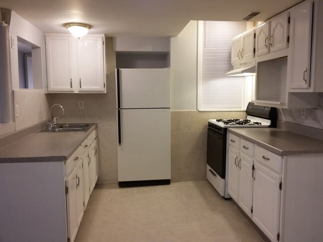 Foto del edificio - 4735 N Washtenaw Ave