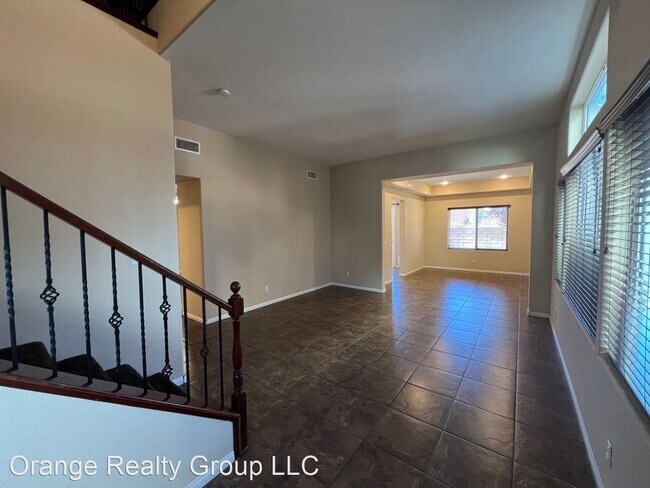 Building Photo - 4 br, 3 bath House - 9191 Castle Valley Ave.