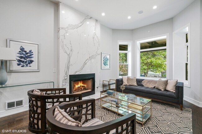 Foto del edificio - 4148 N Greenview Ave