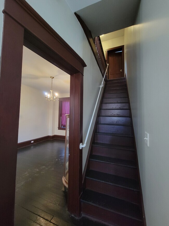 Foto del edificio - 603 E Spruce St