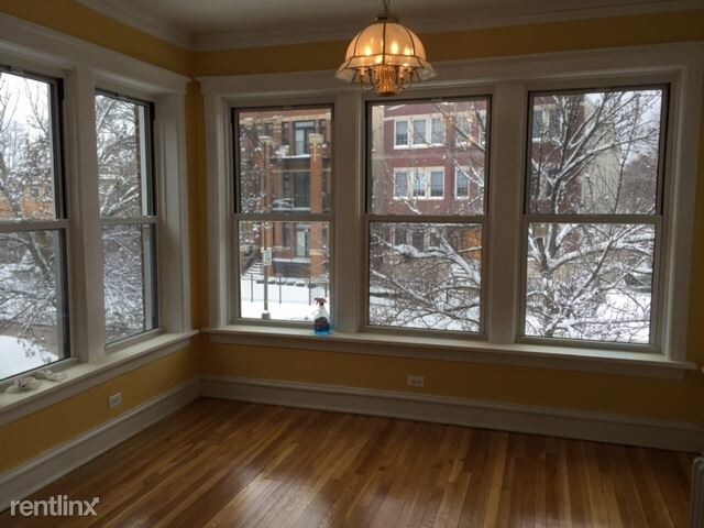 Building Photo - 2 br, 1 bath  - 7031 N Ridge Blvd