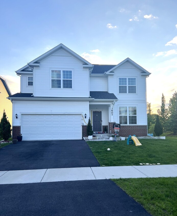 Foto principal - 3607 Ambrosia Dr