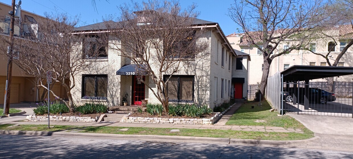 Primary Photo - 3210 N Haskell Ave