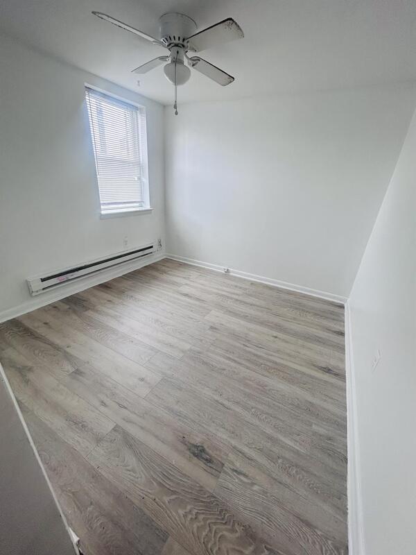 Foto del edificio - 7239 Guilford Rd