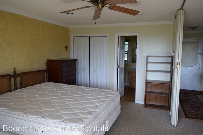 Foto del edificio - 105 Upper Holiday Ln