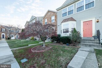 Building Photo - 2739 Sweet Clover Ct