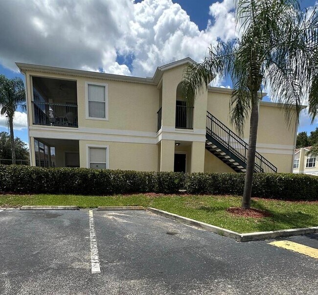 Building Photo - 8804 Grand Palms Cir