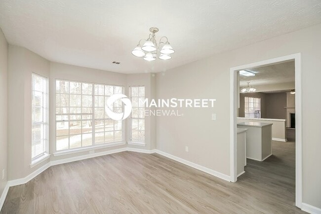 Building Photo - 4 Bedroom Pet-Friendly Home in Riverdale, ...