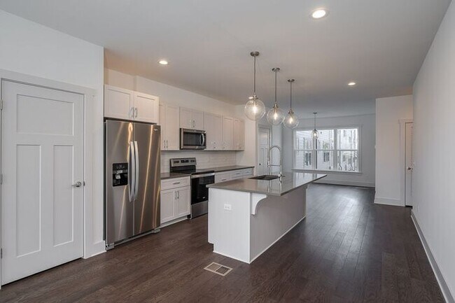 Building Photo - East Nashville Near Cleveland Park