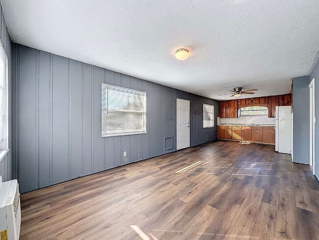 Foto del edificio - 652 East Harbor Dr S