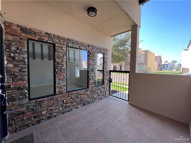 Foto del edificio - 6808 N 4th St
