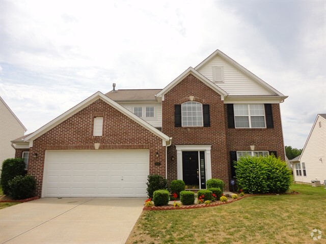 Building Photo - 5837 Columbia Cir