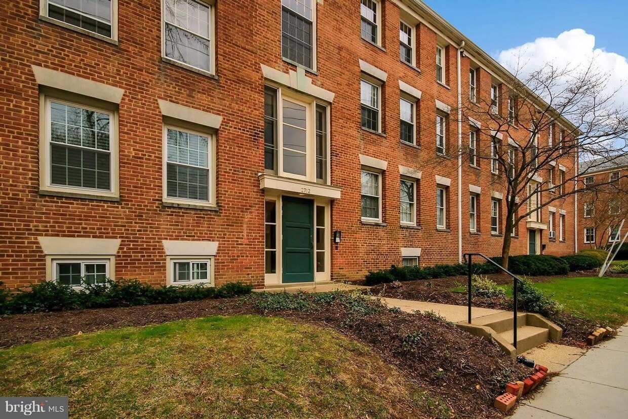 Cleveland Park ** One Bedroom, One Bath - Cleveland Park ** One Bedroom, One Bath