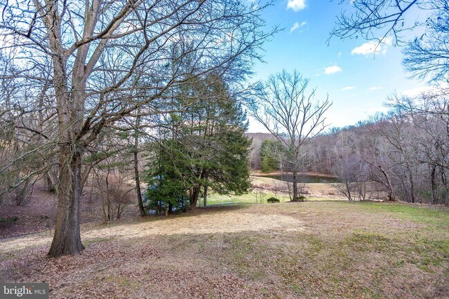 Building Photo - 19501 Spooks Hill Rd