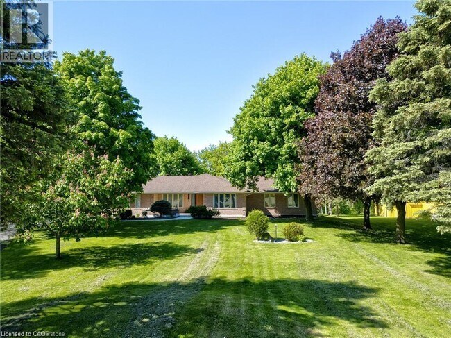 Photo du bâtiment - 10158 Old Pine Crest Rd