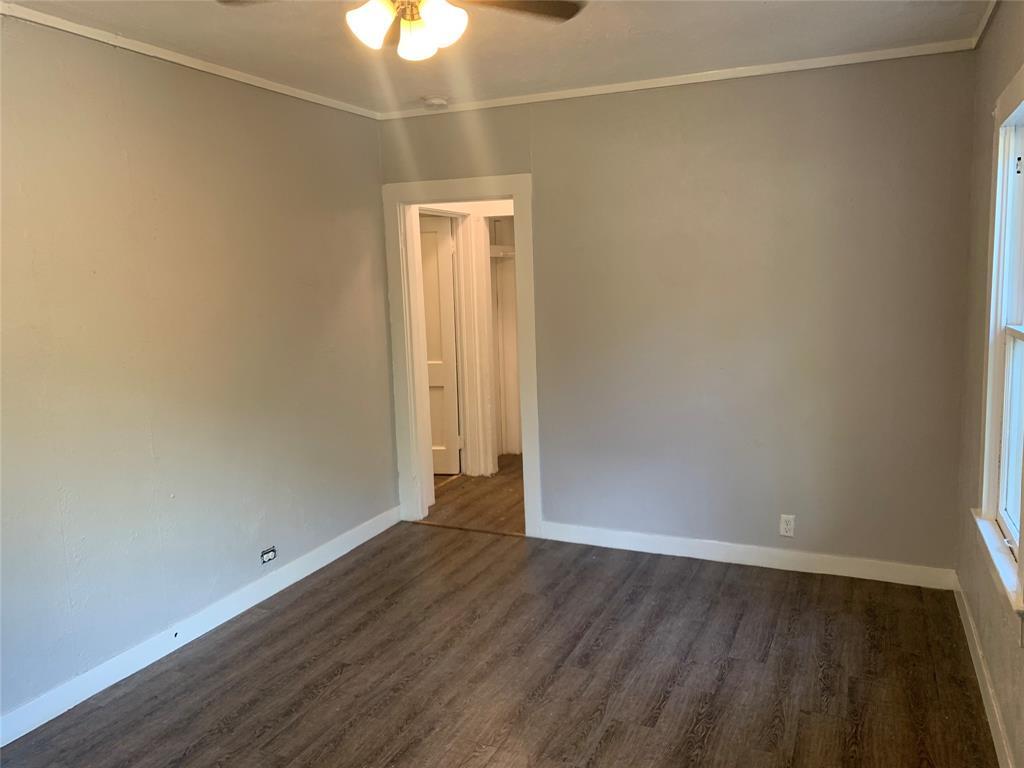 Primary Photo - 715 W Willis St