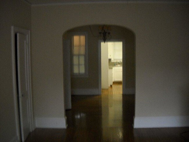 Foto del edificio - 902 E Fairview Ave