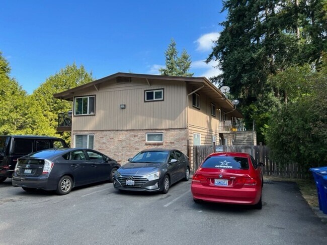 Foto del edificio - 1108 Bellevue Way SE