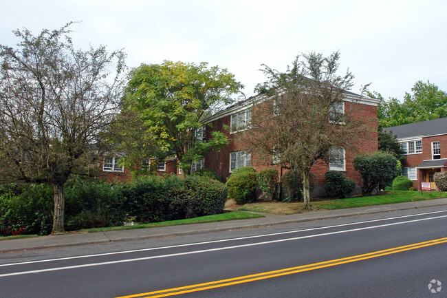 Building Photo - Sandy Crest Terrace Apartments