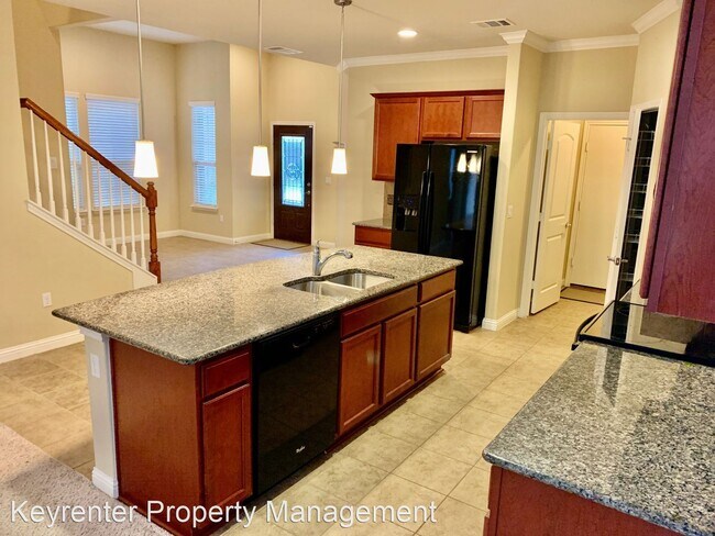 Foto del edificio - 3 br, 2.5 bath House - 10025 Aly May Dr