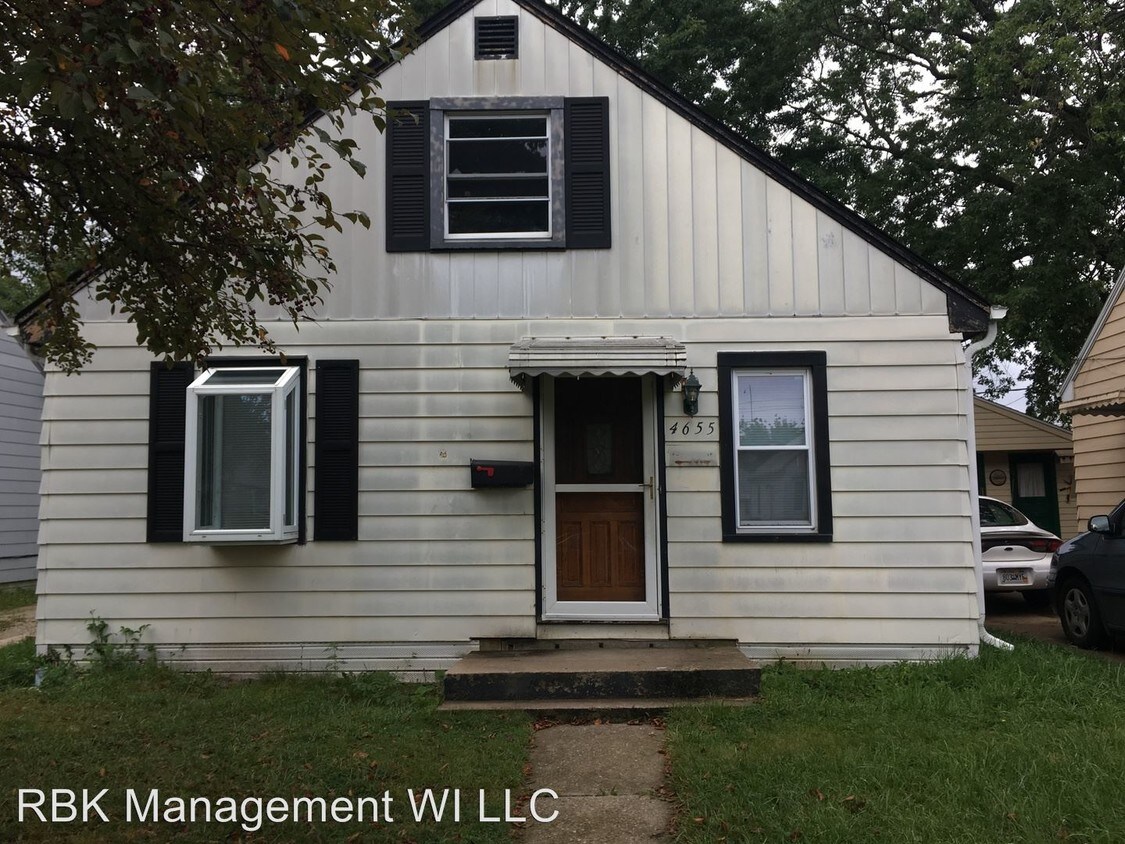 Primary Photo - 3 br, 1 bath House - 4655 Montrose Ave