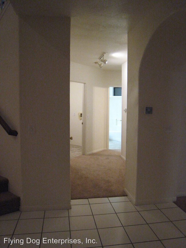 Building Photo - 1160 Topper Ln