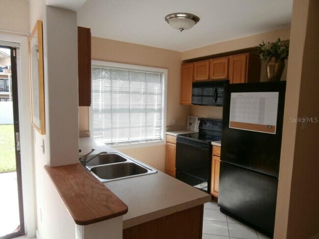Foto del edificio - 2/2 Townhome UCF area