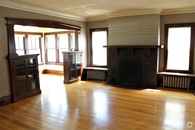 Building Photo - 3810 Lyndale Ave S