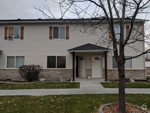 Building Photo - 614 Sunflower Rd