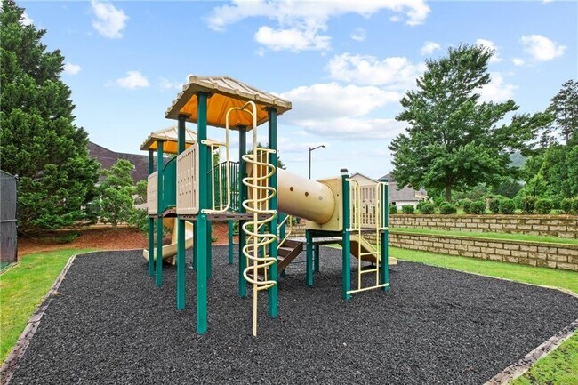 Building Photo - 455 Highlands Loop