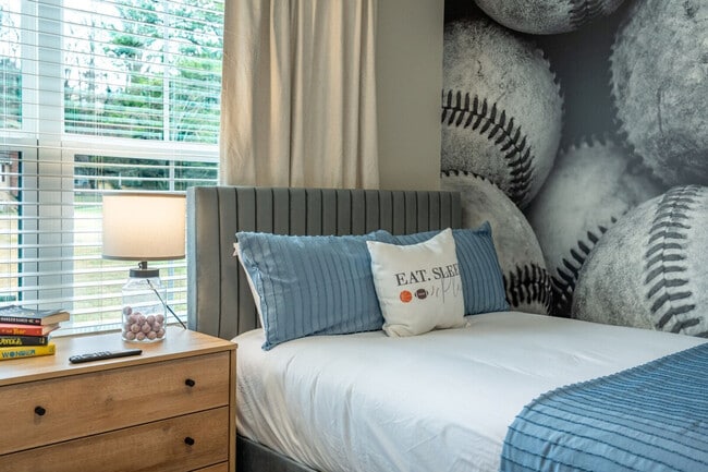 Building Photo - 51 Puckett Rd SE