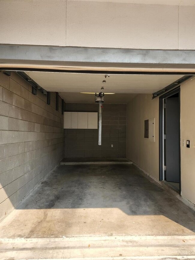 Building Photo - 4801 S Congress Ave