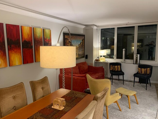 Foto del edificio - 212 E 47th St