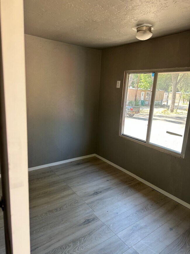 Foto del edificio - 951 N Auburn Ave
