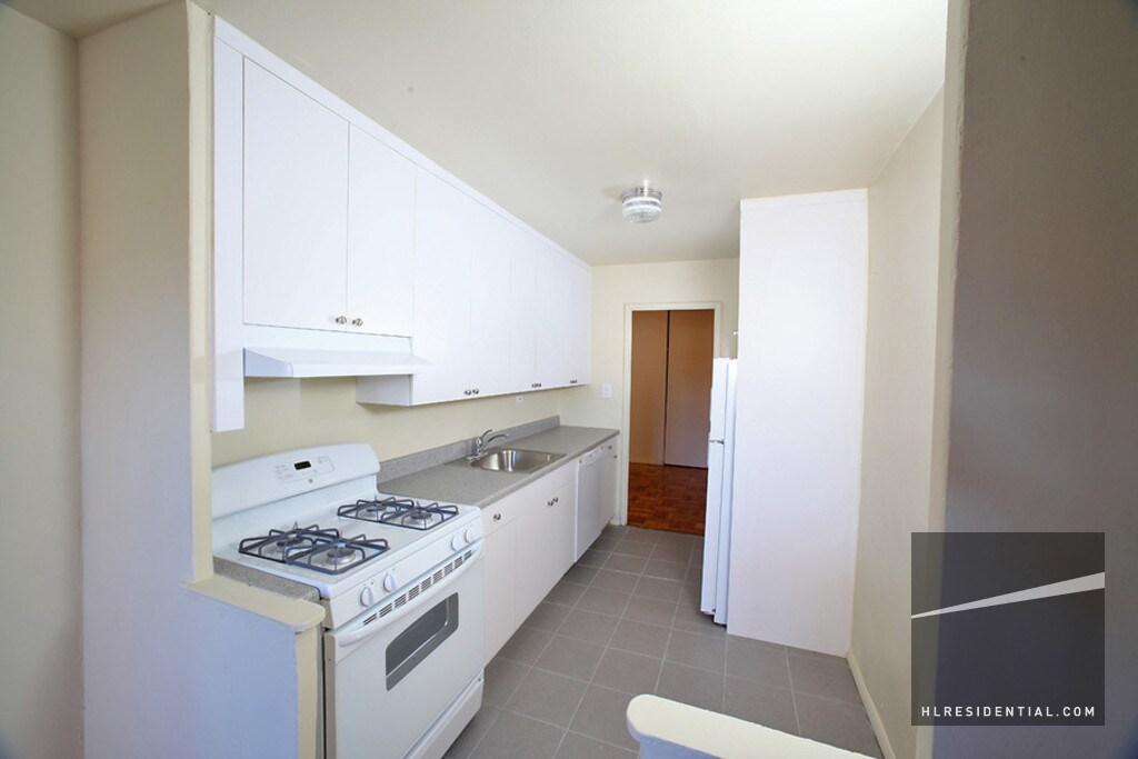 3232 Shore Pky Unit 2C, Brooklyn, NY 11235 Apartment for Rent in