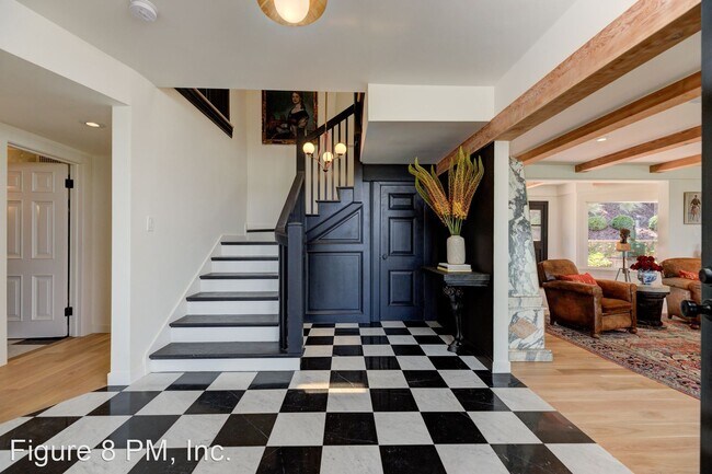 Foto del edificio - 6 br, 5 bath House - 13151 Cheltenham Dr