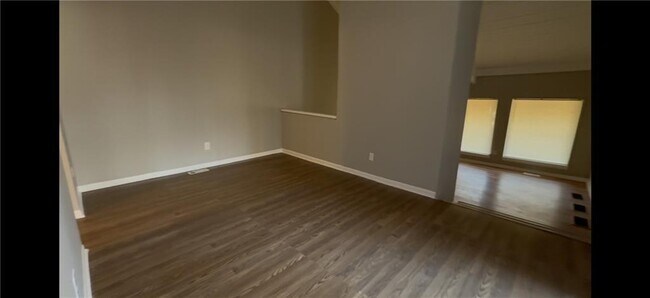 Building Photo - 2563 Terrace Trail