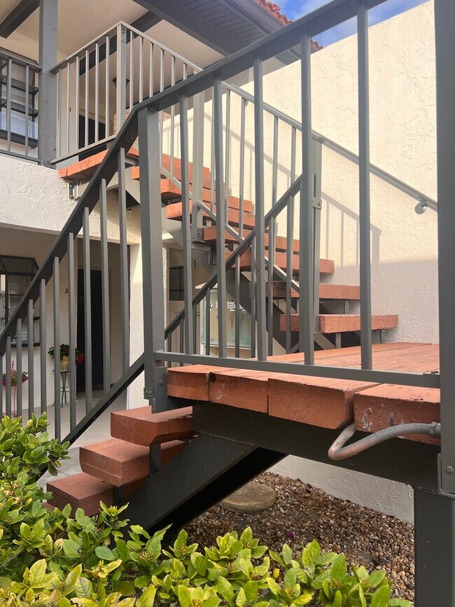Foto del edificio - 2bd/2ba Townhome