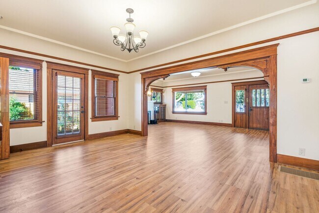 Foto del edificio - 314 E Palmyra Ave