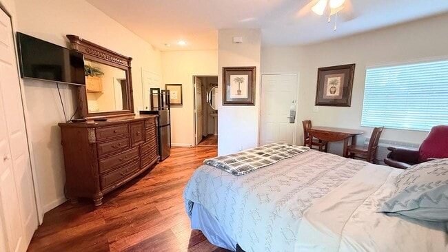 Building Photo - 8946 Sandshot Ct