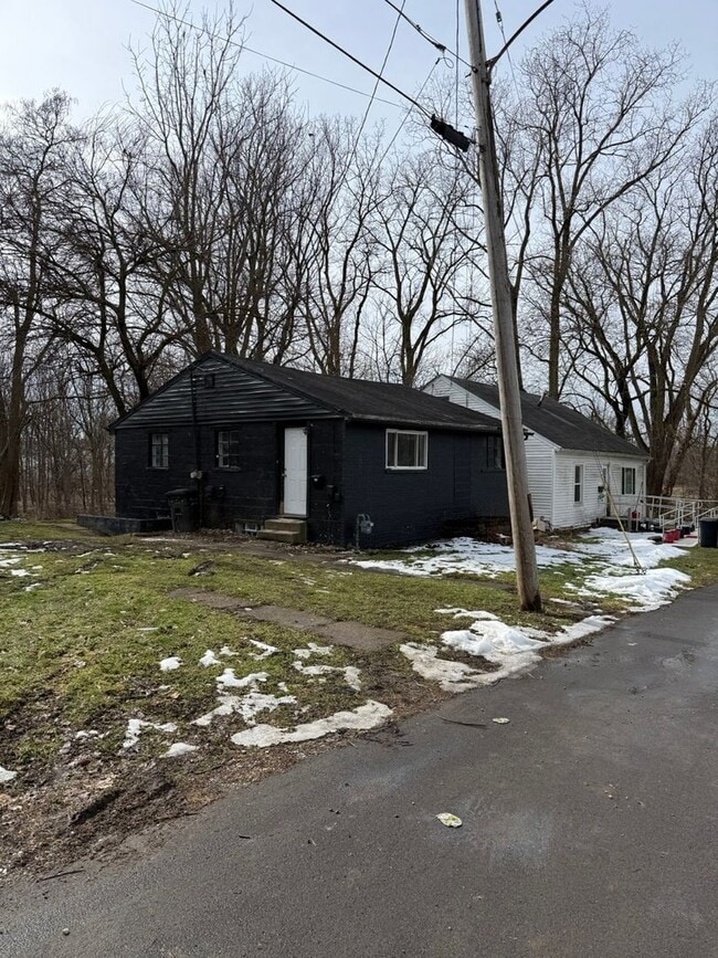 Building Photo - 154-156 Gordon Pl