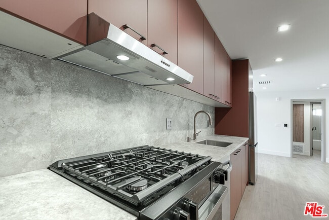 Building Photo - 12425 Texas Ave