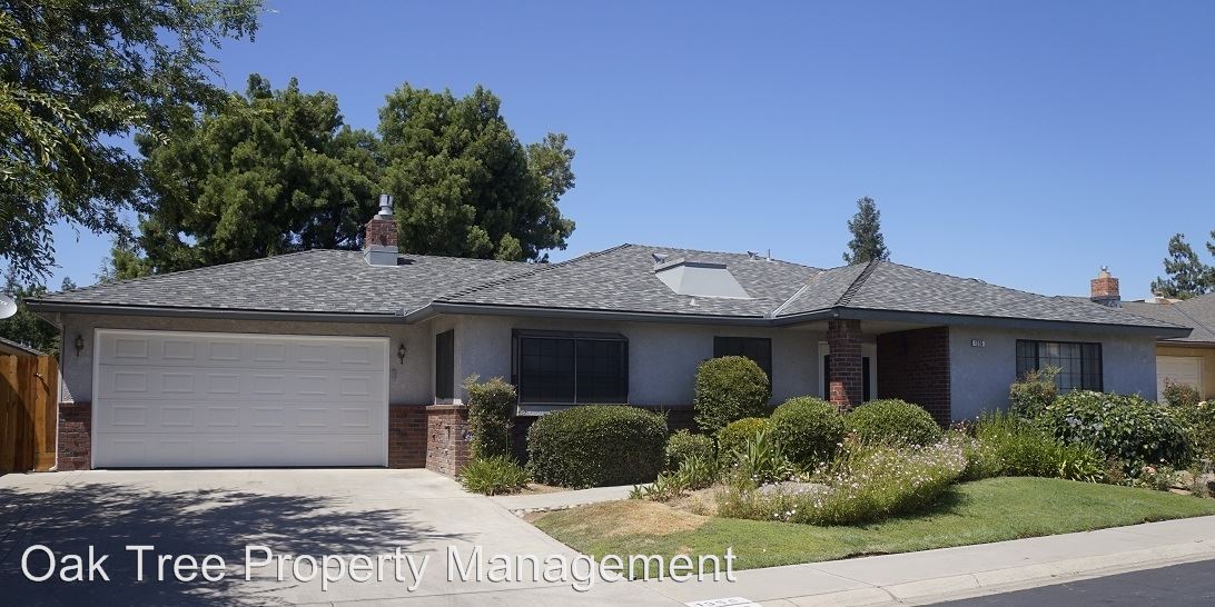 Primary Photo - 1356 E Tenaya Way