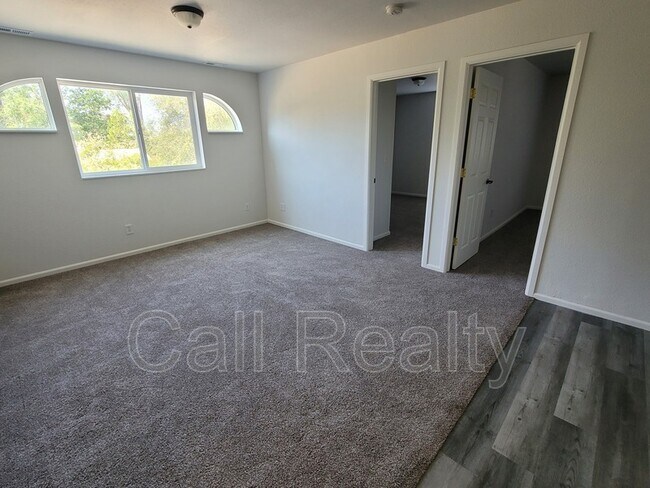 Foto del edificio - 11122 E Valleyway Ave