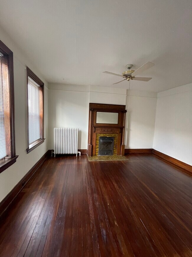 Foto del edificio - 3405 Monteith Ave