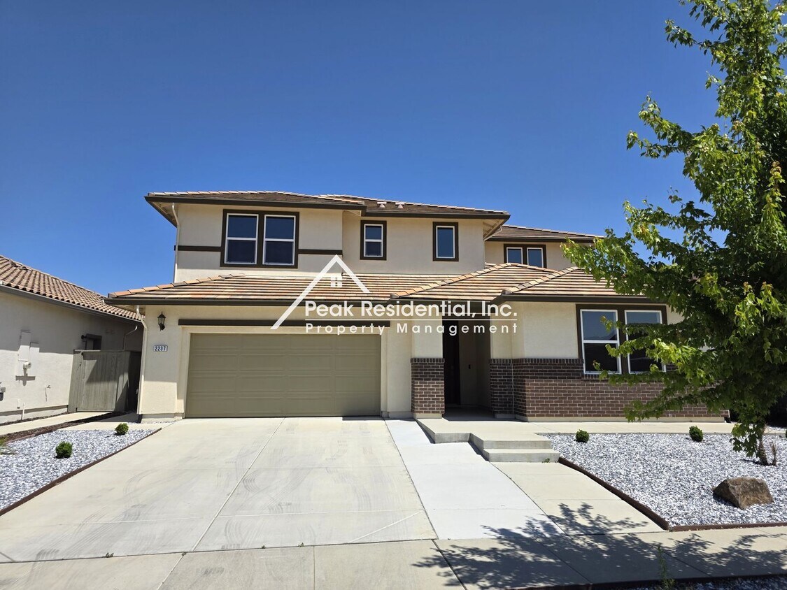 Primary Photo - Spacious 4bd/3ba Woodland Home!