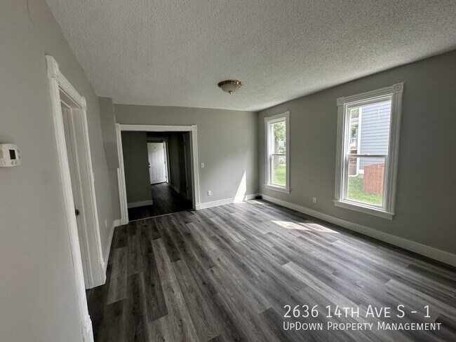 Foto del edificio - 2636 14th Ave S